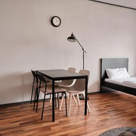 Entire Apartment, Neuss, Duesseldorf Messe * Neuss