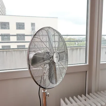 Lägenhet Entire Apartment, Neuss, Duesseldorf Messe *