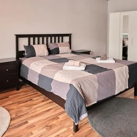 Entire Apartment, Neuss, Duesseldorf Messe *