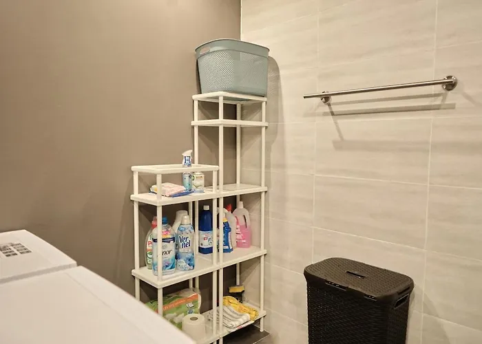 Entire Apartment, Neuss, Duesseldorf Messe * Neuss