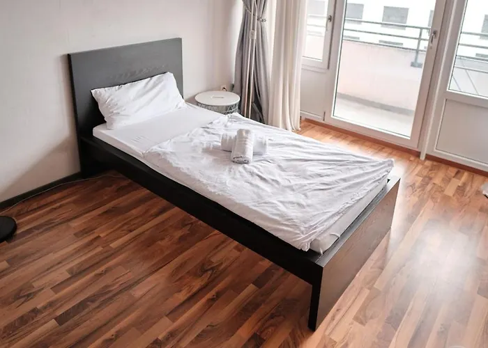 Lejlighed Entire Apartment, Neuss, Duesseldorf Messe