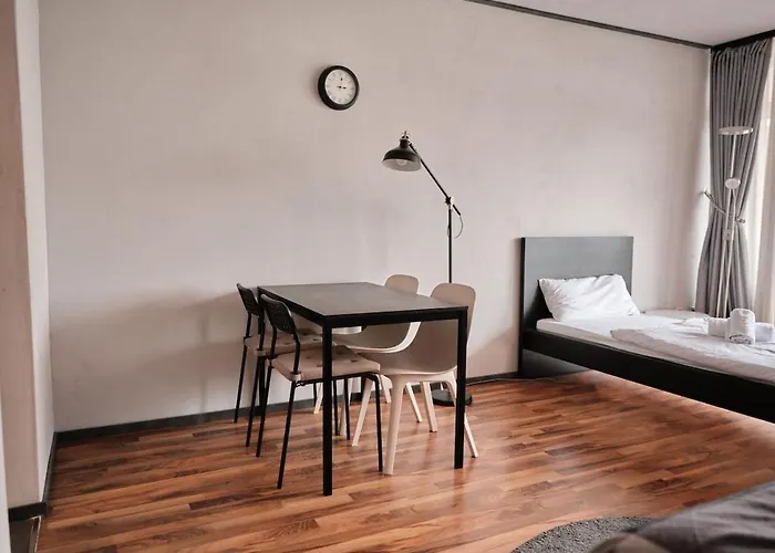 Entire Apartment, Neuss, Duesseldorf Messe * Neuss